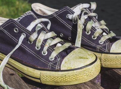 grass stains on sneakers